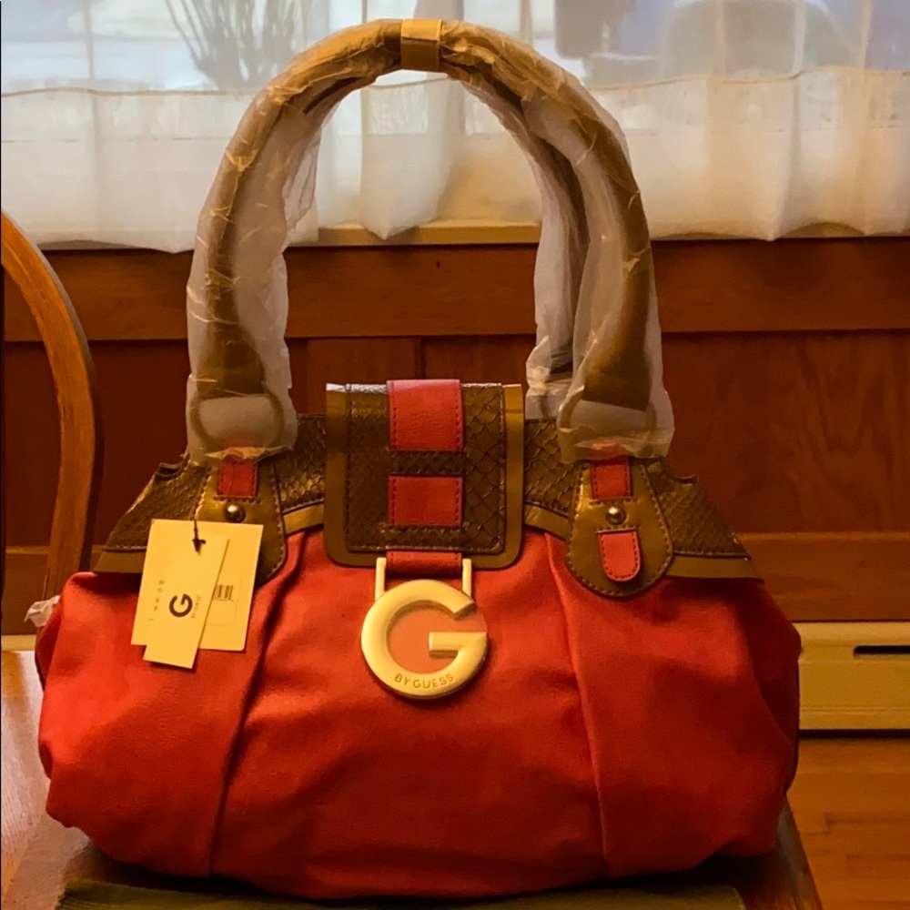 Guess purse